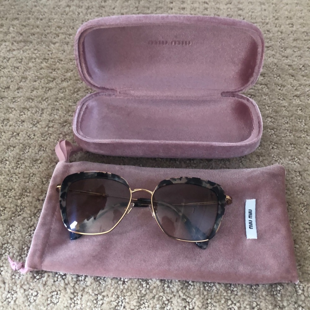 MIU MIU TORTOISE SHELL GLASSES
